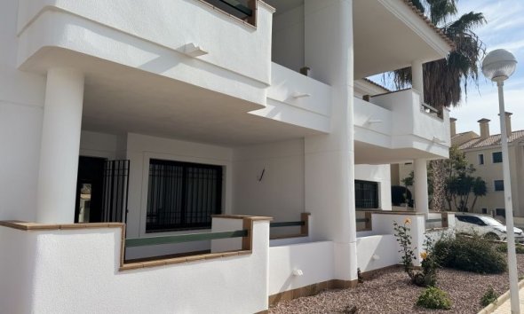 Reventa - Apartment -
Orihuela Costa - Costa Blanca