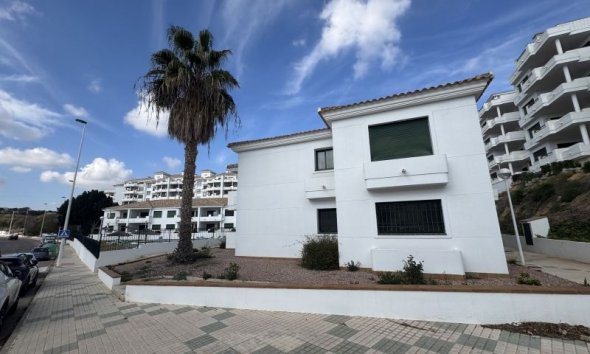 Reventa - Apartment -
Orihuela Costa - Costa Blanca