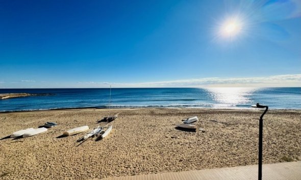 Resale - Apartment -
La Mata - Costa Blanca