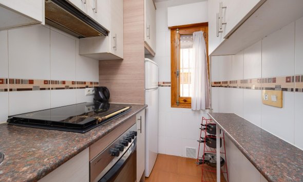Resale - Apartment -
Torrevieja - La Mata