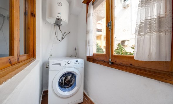 Resale - Apartment -
Torrevieja - La Mata