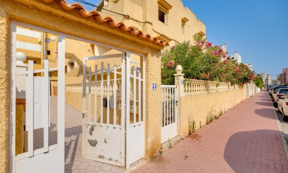 Resale - Apartment -
Torrevieja - La Mata