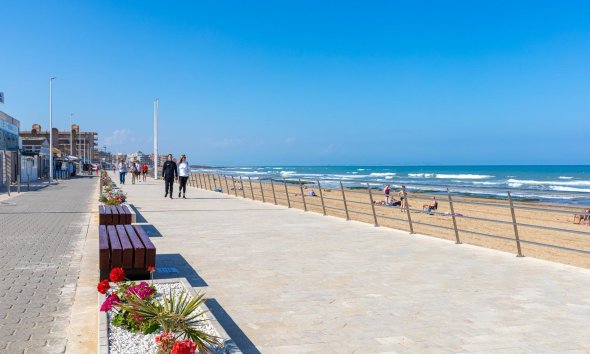 Resale - Apartment -
Torrevieja - La Mata