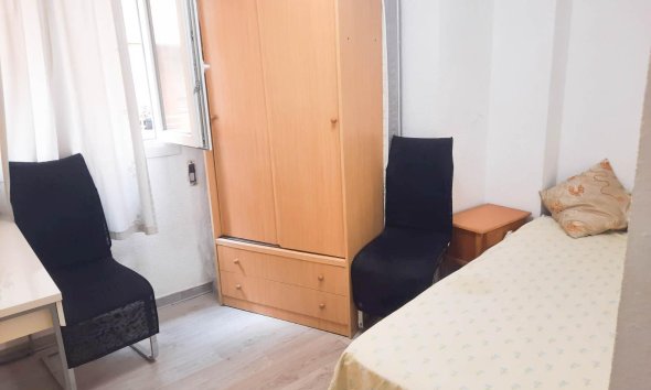 Revente - Apartment -
Torrevieja - Centro