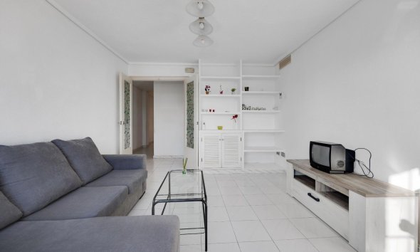 Reventa - Apartment -
Torrevieja - Centro