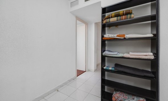 Reventa - Apartment -
Torrevieja - Centro