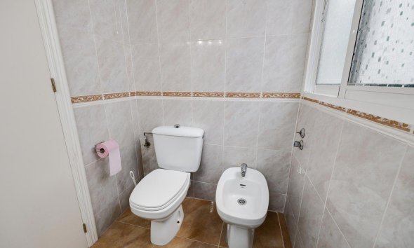 Reventa - Apartment -
Torrevieja - Centro