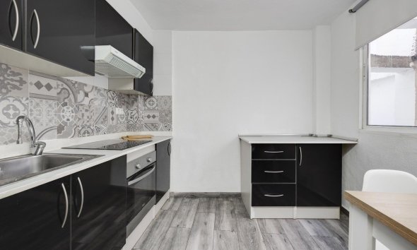 Reventa - Apartment -
Torrevieja - Centro