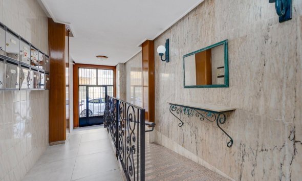 Reventa - Apartment -
Torrevieja - Centro