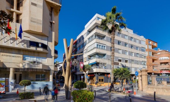 Reventa - Apartment -
Torrevieja - Centro