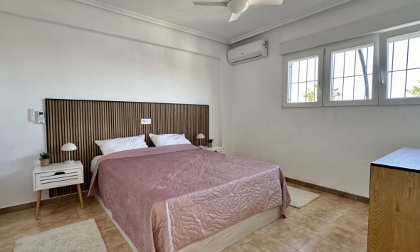 Reventa - Apartment -
Orihuela Costa - Costa Blanca