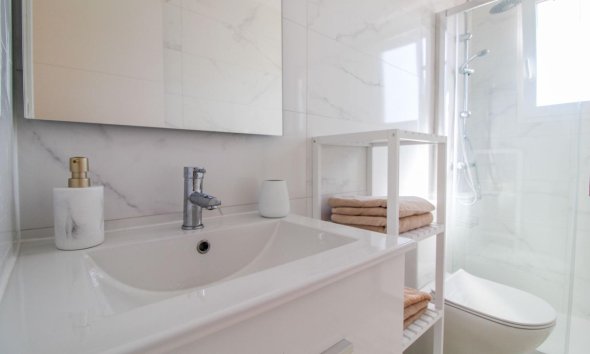 Reventa - Ático -
Torrevieja - Punta Prima