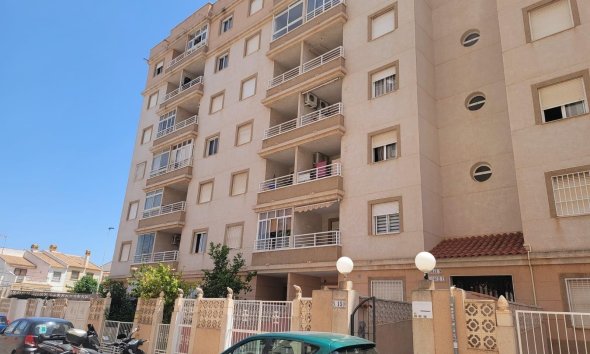 Revente - Apartment -
Torrevieja - Nueva Torrevieja