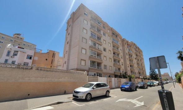Revente - Apartment -
Torrevieja - Nueva Torrevieja