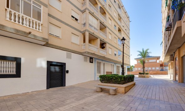 Reventa - Apartment -
Guardamar del Segura - Pueblo
