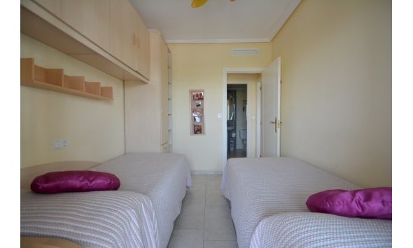 Revente - Apartment -
Guardamar del Segura - Costa Blanca