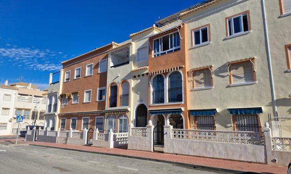 Reventa - Bungalow -
Torrevieja - Playa De Los Naufragos