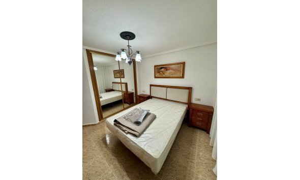 Reventa - Apartment -
Torrevieja - Centro