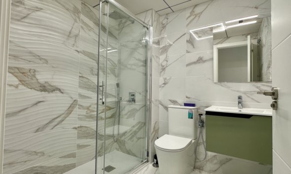 Reventa - Apartment -
Torrevieja - Costa Blanca