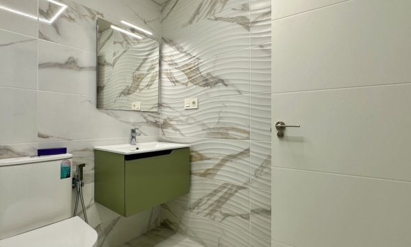 Reventa - Apartment -
Torrevieja - Costa Blanca