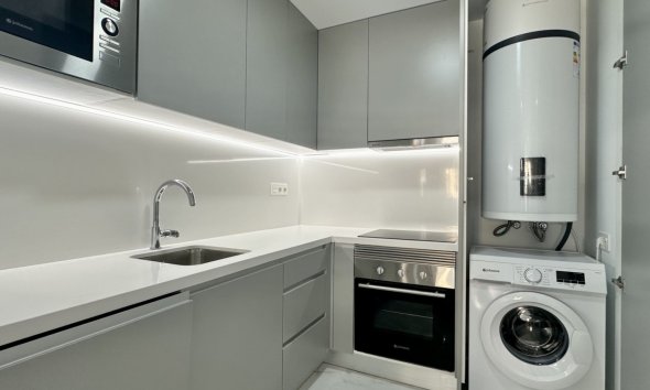 Reventa - Apartment -
Torrevieja - Costa Blanca