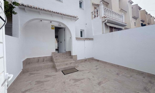 Reventa - Town House -
Torrevieja - Costa Blanca