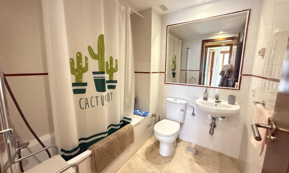 Revente - Apartment -
Torrevieja - Punta Prima