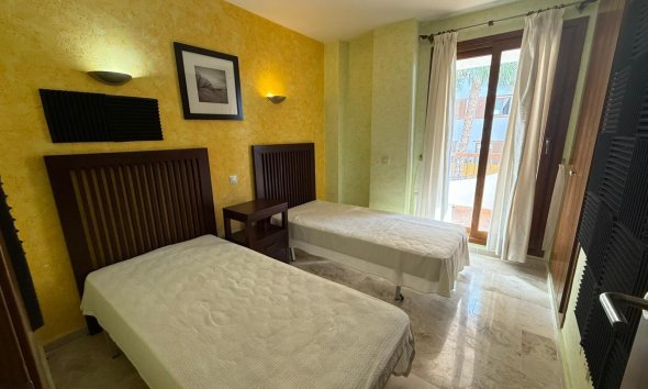 Revente - Apartment -
Torrevieja - Punta Prima