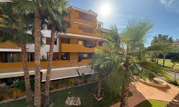 Revente - Apartment -
Torrevieja - Punta Prima