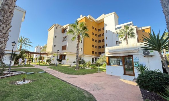 Revente - Apartment -
Torrevieja - Punta Prima