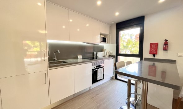 Revente - Apartment -
Villamartin - Costa Blanca