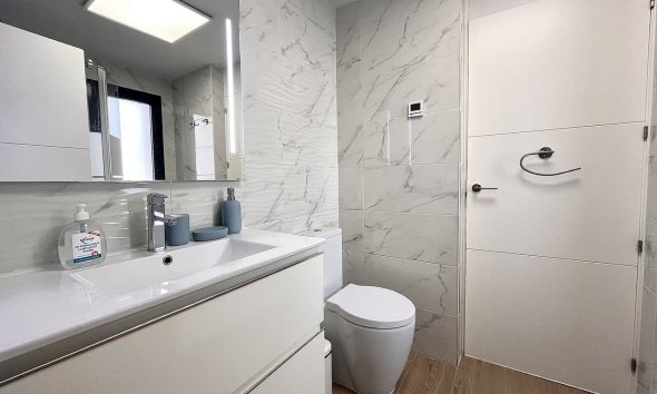 Revente - Apartment -
Villamartin - Costa Blanca