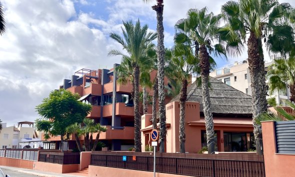 Revente - Apartment -
Villamartin - Costa Blanca