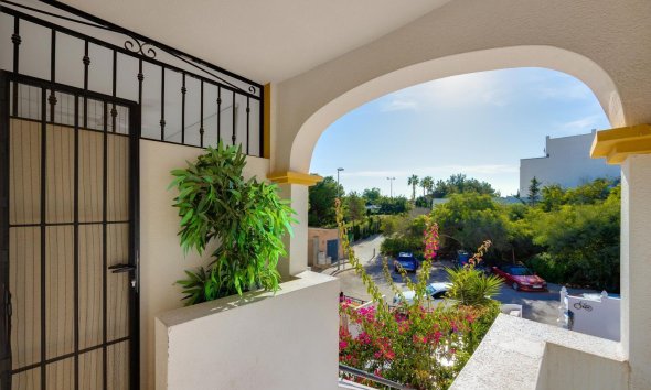 Reventa - Bungalow -
Orihuela Costa - Los Altos