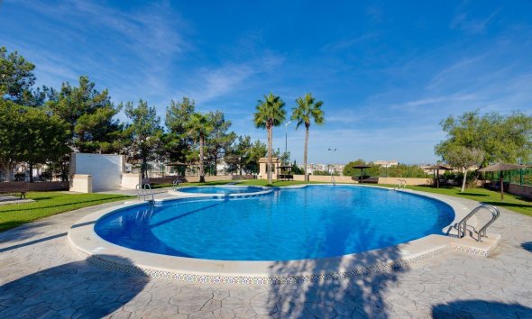 Reventa - Bungalow -
Orihuela Costa - Los Altos