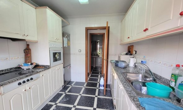 Revente - Apartment -
Torrevieja - Centro