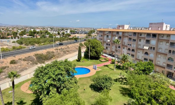 Revente - Attique -
Torrevieja - Costa Blanca