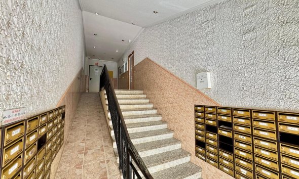 Revente - Attique -
Torrevieja - Costa Blanca