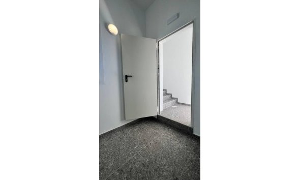 Reventa - Apartment -
Torrevieja - Parque de las Naciones