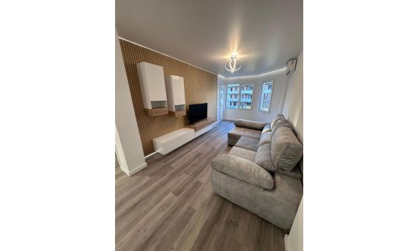 Revente - Apartment -
Torrevieja - Estacion De Autobuses