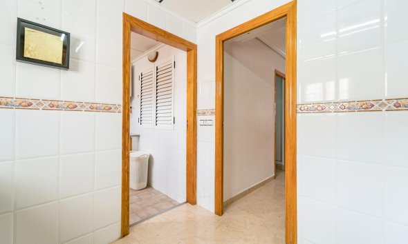 Reventa - Duplex -
Torrevieja - Playa De Los Naufragos