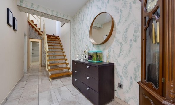 Reventa - Town House -
Torrevieja - Centro