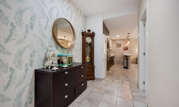 Reventa - Town House -
Torrevieja - Centro