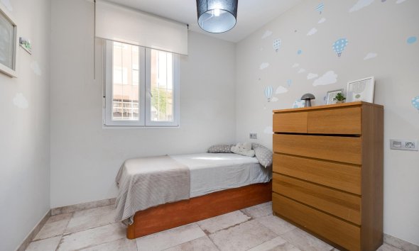 Reventa - Town House -
Torrevieja - Centro