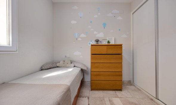 Reventa - Town House -
Torrevieja - Centro