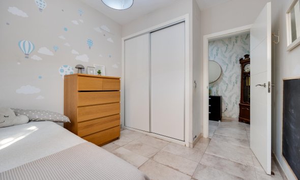 Reventa - Town House -
Torrevieja - Centro