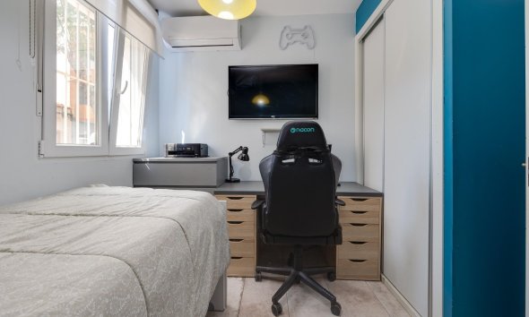 Reventa - Town House -
Torrevieja - Centro