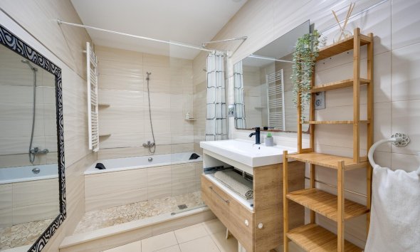 Reventa - Town House -
Torrevieja - Centro