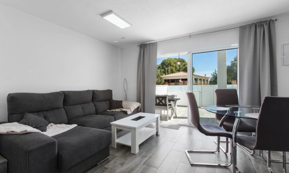 Reventa - Duplex -
Torrevieja - Costa Blanca