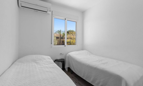 Reventa - Duplex -
Torrevieja - Costa Blanca